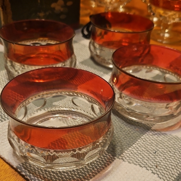 Elegant Red and Clear Glass Bowls - Picture 1 of 5